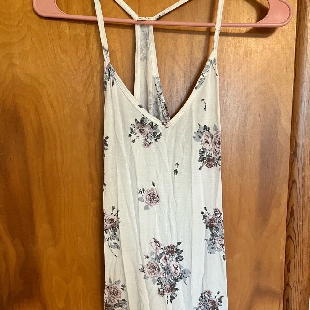 Simple floral tank top